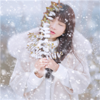 15张雪中女生QQ头像 氛围感拉满的雪景女生头像合集