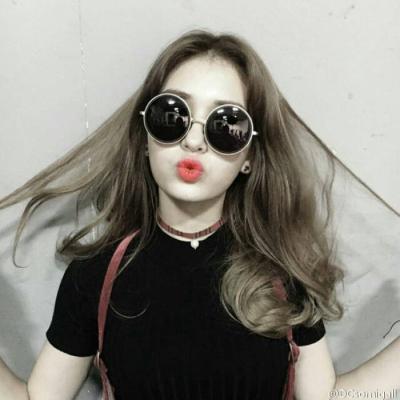 32张自带女王气场的女生头像合集