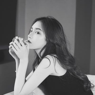 32张高清女生霸气高冷QQ头像合集