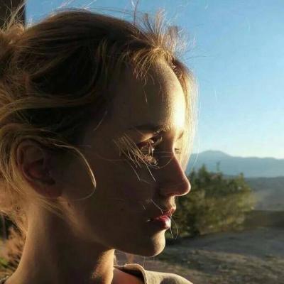 22张高清好看的欧美女生微信头像合集