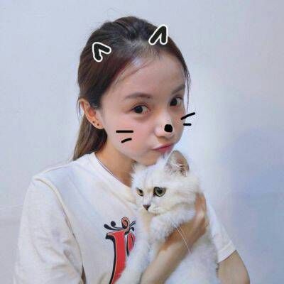 18张高清抱猫女生头像 温柔又治愈的微信头像合集