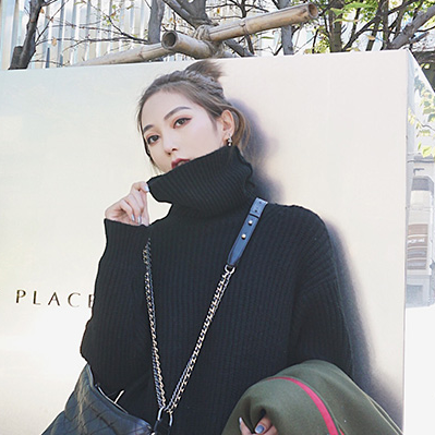 13张超拽霸气女生QQ头像 够酷的女生头像大图