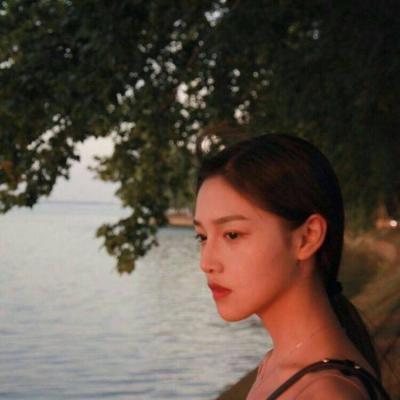 18张高清优雅成熟气质女生头像合集