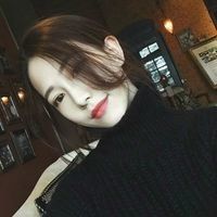 16张淡雅红唇女生QQ头像 氛围感拉满