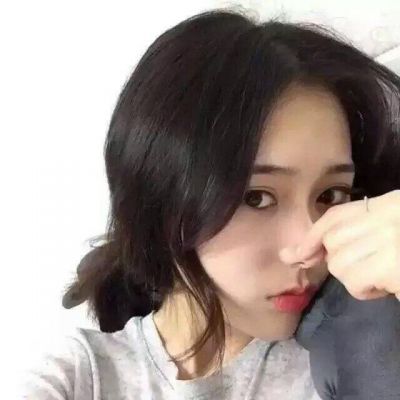 换上这些酷飒女生头像，出门走路都带风
