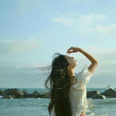 19张清新淡雅蓝色系女生QQ头像 高清氛围感拉满