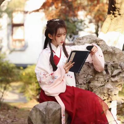 24张高清淡雅古风女生头像，氛围感拉满