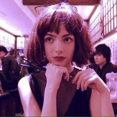 33张高清欧美原宿风女生头像 好看又有格调