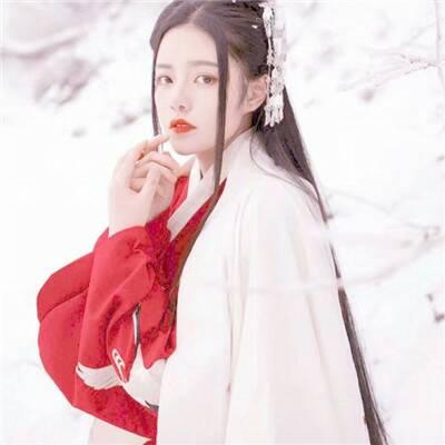 18张氛围感拉满！伤感古风汉服女生头像合集