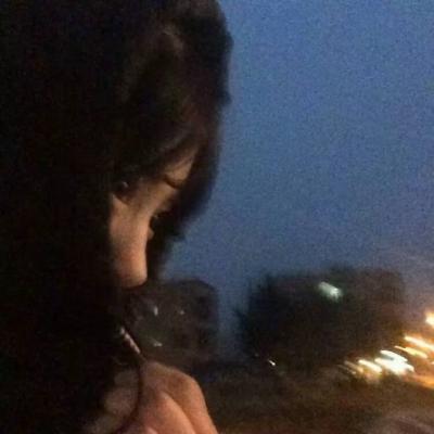 新款颓废伤感女生QQ头像 16张高清好看的颓废女头汇总