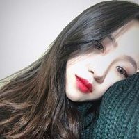 16张淡雅红唇女生QQ头像 氛围感拉满