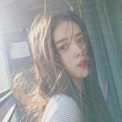 21张氛围感拉满的失落女生伤感意境头像