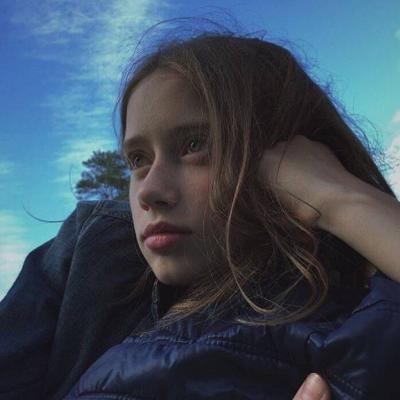 36张高清欧美森系清新女生头像合集