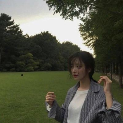 18张高清优雅成熟气质女生头像合集