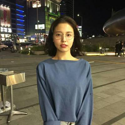 12张高清霸气短发女生头像合集 又酷又飒超好看