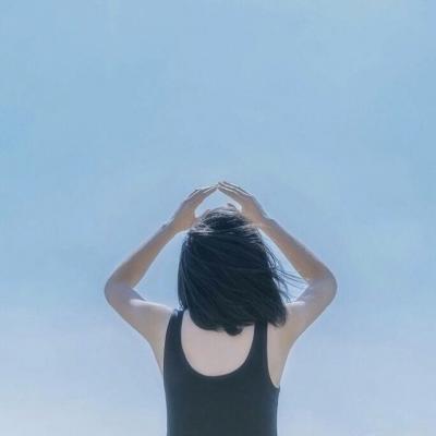 18张高清小清新短发女生头像合集