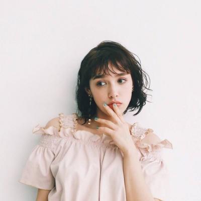 24张高清气质款欧美风女生头像合集