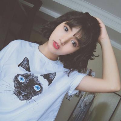 微信头像女短发气质 24张清爽感拉满的女生短发气质头像