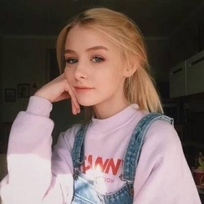 22张高清欧美风个性女生头像 好看又有范儿