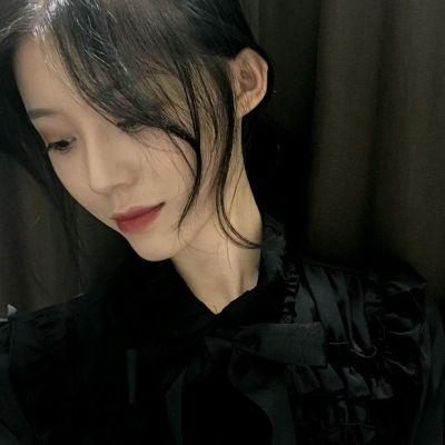 24张高清霸气酷感女生头像合集