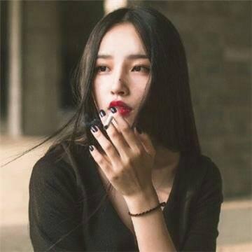 12张高清伤感非主流女生微信头像 氛围感拉满