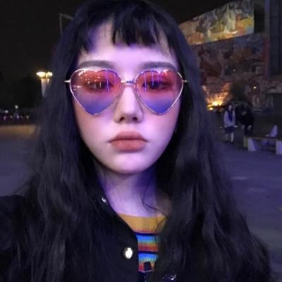 女生超拽个性头像合集！17张高清质感图直接存