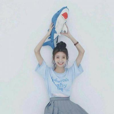 19张清新淡雅蓝色系女生QQ头像 高清氛围感拉满