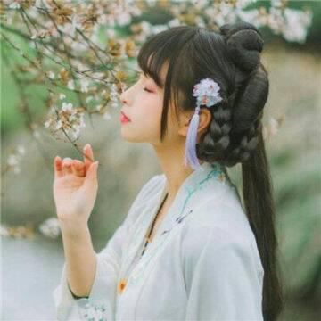 17张高清好看的古风女生QQ头像合集