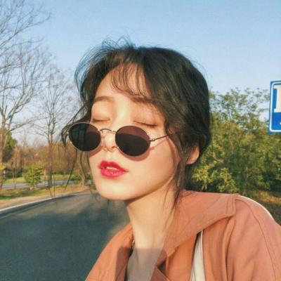 34张高清意境感女生头像合集 氛围感拉满的女生头像素材