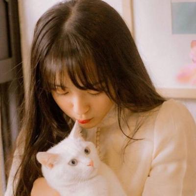 35张高清简约气质女生QQ头像 直接拿去用