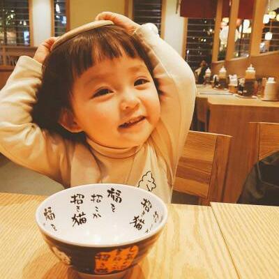 8张软萌小女孩头像 高清可爱女生小孩头像合集
