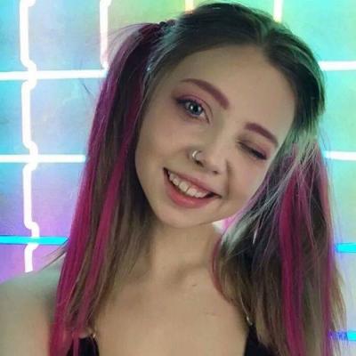 33张高清欧美原宿风女生头像 好看又有格调