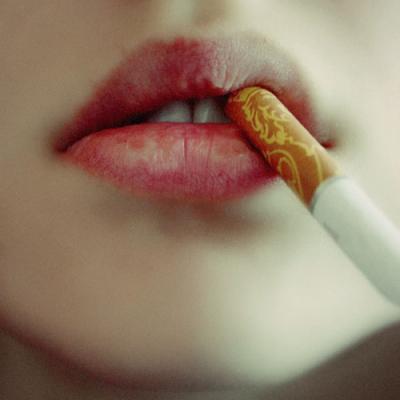 21张高清霸气款！女生性感嘴唇微信头像合集