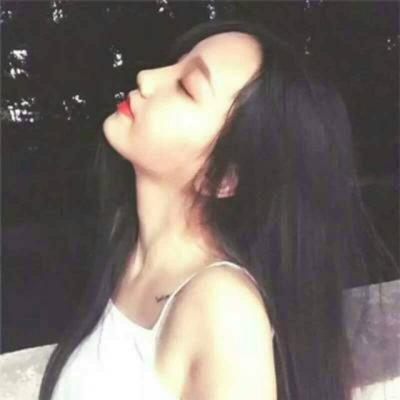 微信女生真实头像 25张高清撩人真人女生头像合集