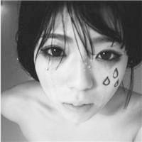 23张黑白女生流泪伤感头像 把难过藏在画面里