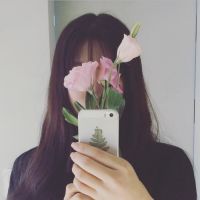 女生手捧花清新头像合集 共18张