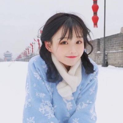 可爱女生微信头像 高清好看的27张女孩头像合集