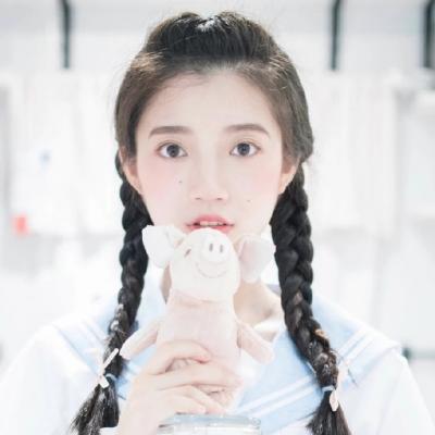 19张简约干净的白色系小清新女生头像合集