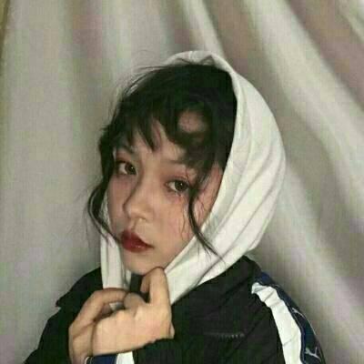 女生霸气超拽轻狂头像合集 8张时尚女生大图