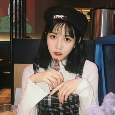 13张高清可爱时尚女生QQ头像，氛围感拉满