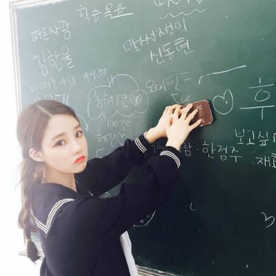 学生清纯闺蜜三人QQ头像 24张高清青春校服闺蜜头像合集