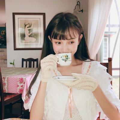 22张高清小清新闺蜜头像 氛围感拉满的女生头像合集