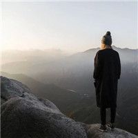 QQ个性女生背影头像合集 共15张