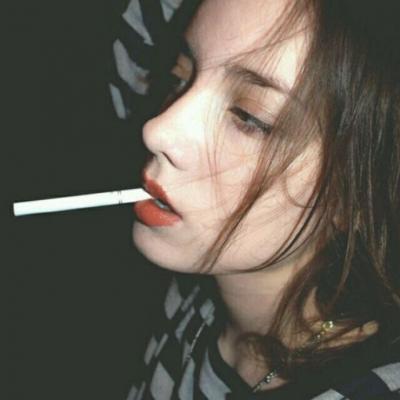 女生超拽个性头像合集！17张高清质感图直接存