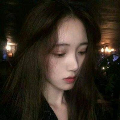 12张拽酷又带点痞气的女生头像合集