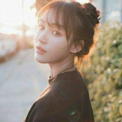 23张高清励志阳光少女头像合集 清纯感拉满的女生头像素材