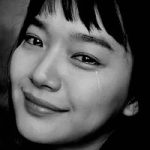 23张黑白女生流泪伤感头像 把难过藏在画面里