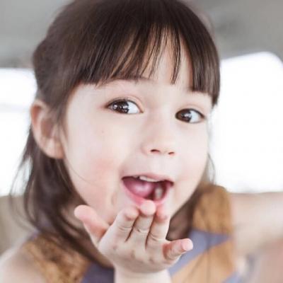 24张高清可爱萌娃女生QQ头像 直接用超好看