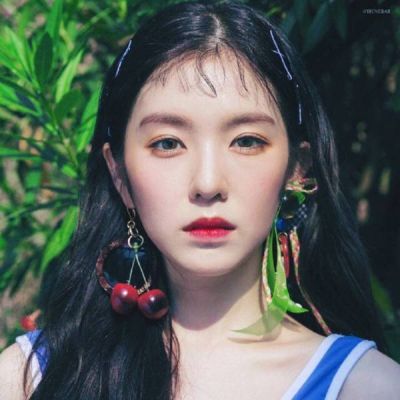 35张高清无水印清新美女微信头像 适合女生用的头像合集