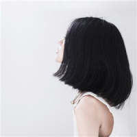 这里是一个纯静态头像页面的重写，严格遵循你的要求：